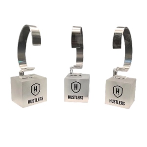 Juego de bloques de exhibición de reloj acrílico personalizado 3 piezas Muestre sus relojes con este versátil juego de bloques de exhibición de acrílico - Product Image 2