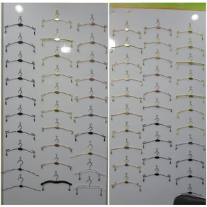 Cintre métallique antidérapant pour sous-vêtements avec pinces, pour culottes adultes et enfants, idéal pour les boutiques de lingerie, vente en gros et personnalisation - Product Image 6