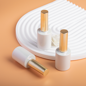 Bouteille de <span class=keywords><strong>vernis</strong></span> à ongles vide blanche de 16ml avec bouchon en or avec brosse Conteneur de <span class=keywords><strong>vernis</strong></span> en verre Emballage rechargeable personnalisé - Product Image 5