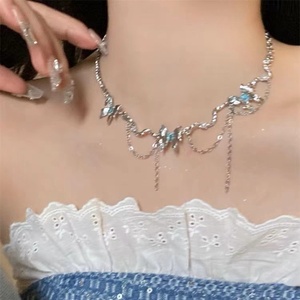 Collares de Moda <span class=keywords><strong>2023</strong></span> con Borlas de Mariposa y Diamantes de Imitación Azules para Mujeres y Niñas, Collar de Cadena Irregular - Product Image 3