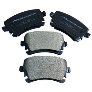 Plaquettes de frein arrière M1733 D1018 7E0698451 JZW698451K pour VW Multivan T5 <span class=keywords><strong>T6</strong></span> <span class=keywords><strong>Transporter</strong></span> T5 <span class=keywords><strong>T6</strong></span> Audi A6L Hongqi H7 Céramique Semi-Métallique - Product Image 3