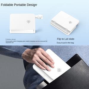 Teléfono móvil transfronterizo Reloj Auricular Tres en uno para <span class=keywords><strong>cargador</strong></span> inalámbrico con diseño plegable Puerto <span class=keywords><strong>tipo</strong></span> C 15W - Product Image 4