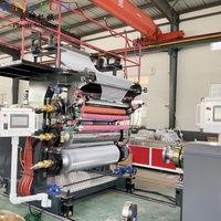 Ligne de production entièrement automatisée de feuilles de marbre artificiel en PVC, machine de fabrication de feuilles de marbre plastique à haute efficacité