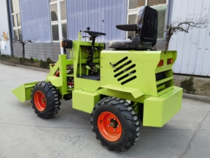 Mini pelle sur pneus Youtop la plus petite, homologuée EPA, 0,5 tonne, avec pièces de rechange - Product Image 5