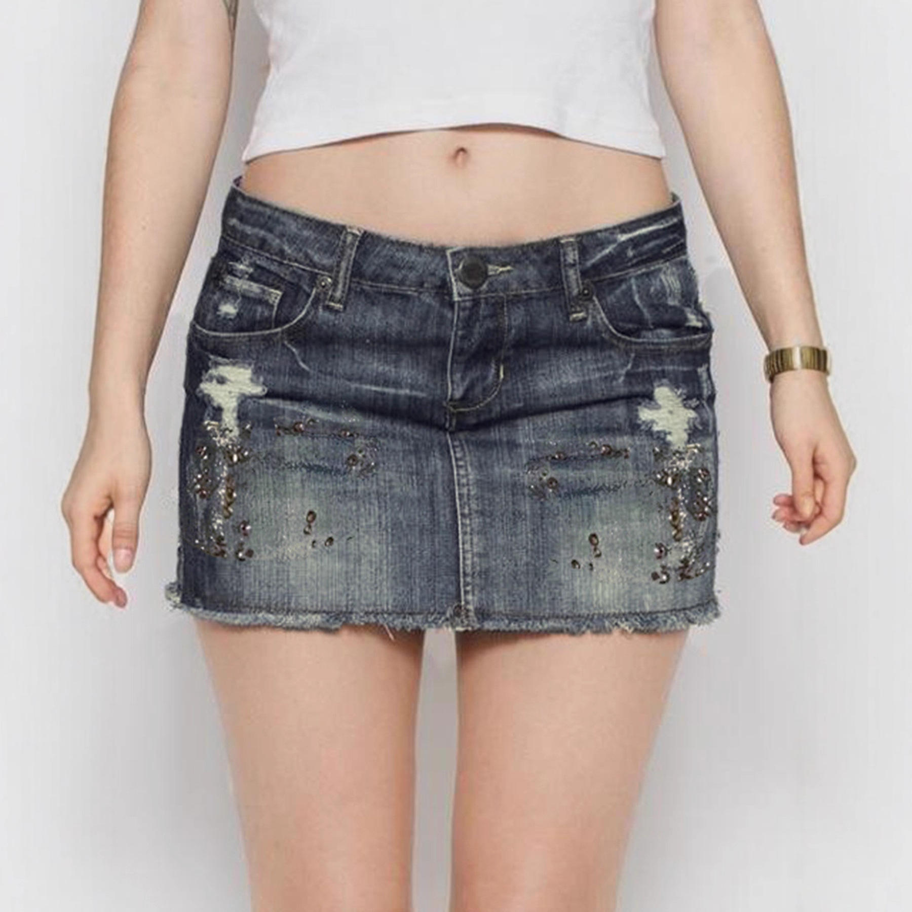 Faldas ajustadas de mezclilla: estilos casuales modernos y sexys