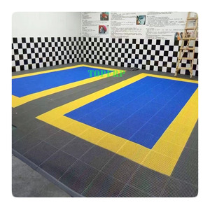 Suelo de Vinilo PVC para Taller de Detallado Automotriz, Resistente al Desgaste, Antideslizante, Fácil de Instalar, con Diseño Gráfico - Product Image 1