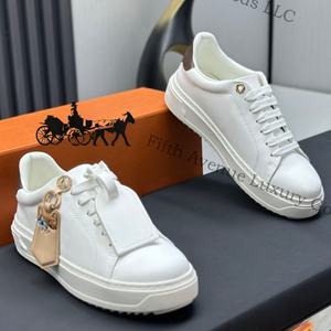 Novedad 2026, Zapatillas Chain Reaction de Alta Calidad, Venta Directa de Fábrica, Zapatillas de Diseño para Parejas, Calzado Casual de Lujo - Product Image 1