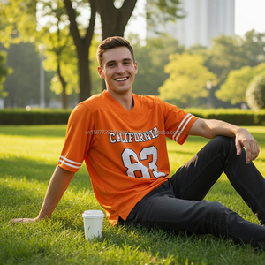 Maillot de football américain rétro personnalisé avec logo d'équipe, tissu à séchage rapide, col en V, streetwear pour les fans, tenue de jour de match tendance - Product Image 2