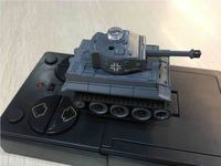 Çocuk minyatür elektrikli RC tankı Off-Road simülasyon askeri Model Q sürümü uzaktan kumanda oyuncaklar