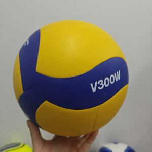 Balón de Voleibol de Entrenamiento Premium para Interiores y Exteriores con Control Mejorado, Cubierta de Cuero PU, Modelos V300W V200W - Product Image 2