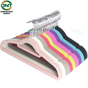 Prix usine en gros poids léger fente antidérapante multi-fonctionnel en plastique flocage porte-manteau cravate cintre velours cintre - Product Image 6