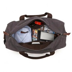 Échantillon gratuit : Sac de voyage et de loisirs personnalisé en toile pour camping, randonnée, avec bandoulière pour parapluie et smartphone - Product Image 3