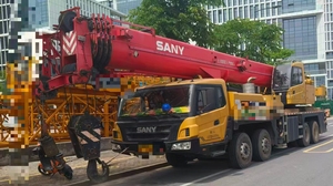 Grúa sobre Camión SANY Stc550c5-8 Pro con Capacidad Nominal de 80t, Altura de Elevación de 73m, Componentes Principales: Motor, Bomba y Caja de Cambios - Product Image 3