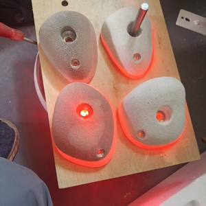 Thiết Kế Mới Sản Xuất Mờ Giữ Chất Lượng Cao Nhà Máy Giá Rẻ Giá Bán Buôn Leo Núi Đá Giữ - Product Image 2