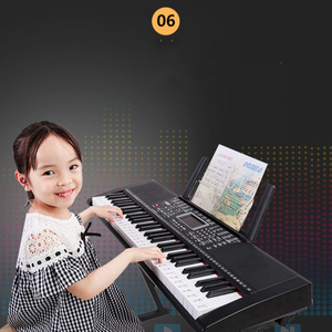 Clavier électronique à 61 touches avec microphone pour débutants, piano pour adultes, 85cm x 29cm x 9.5cm, matériau ABS, prise US - Product Image 2