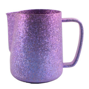 Jarra de Titanio Puro para Espumar Leche con Textura de Cristal, Jarra Ligera para Vaporizar Café Espresso para Barista Latte Art - Product Image 2