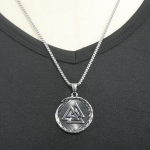 Collar Vikingo con Colgante Triangular de Acero Inoxidable, Geométrico, Unisex, 280757 - Product Image 3