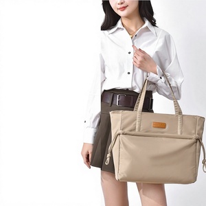 <span class=keywords><strong>Bolsa</strong></span> Coreana Grande <span class=keywords><strong>y</strong></span> Ligera de Tela Oxford, Estilo Urbano Minimalista, para Mamá <span class=keywords><strong>y</strong></span> Bebé, Aislada, de Alta Gama, Resistente al Agua - Product Image 1