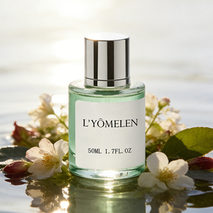 Parfum arabe en spray format poche, senteur boisée épicée, haute qualité, notes de rose poudrée et de cuir, longue tenue, écologique, luxe - Product Image 2