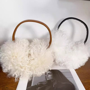 2025 vente en gros Europe mode en plein air luxe doux <span class=keywords><strong>laine</strong></span> fourrure <span class=keywords><strong>cache</strong></span>-oreilles plus chaud mignon hiver chaud en peau de mouton femmes fourrure <span class=keywords><strong>cache</strong></span>-oreilles - Product Image 3