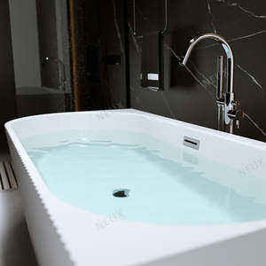 현대 디자인 <span class=keywords><strong>Alcove</strong></span> 플루트 아크릴 독립형 욕조 1.5m 직사각형 앞치마 스트라이프 드레이너와 서 담그기 - Product Image 5