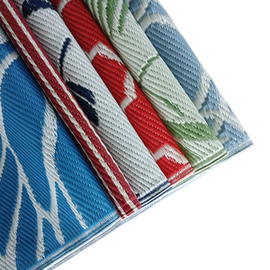 베스트셀러 모래 방지 폴리프로필렌 비치 매트 접이식 야외용 러그 - Product Image 1