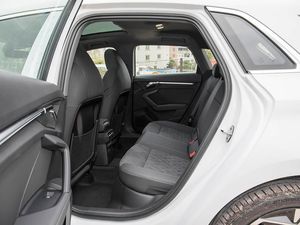 Audi <span class=keywords><strong>A3</strong></span> Sportback 35 TFSI <span class=keywords><strong>2023</strong></span>, Edición Deportiva de Lujo, Hatchback Compacto Premium, Cabina Virtual, Acabado <span class=keywords><strong>S</strong></span> <span class=keywords><strong>Line</strong></span>, Sistema de Infoentretenimiento Avanzado - Product Image 6