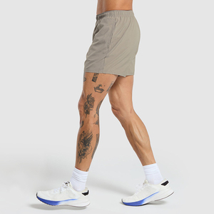 Pantalones cortos de poliéster con cintura elástica transpirable de 5 pulgadas para <span class=keywords><strong>hombre</strong></span>, ropa deportiva informal que absorbe la humedad para correr en blanco - Product Image 3