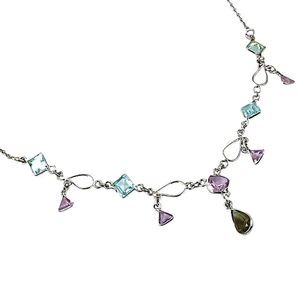 Collier Pendentif Géométrique en Argent 925 Plaqué Rhodium pour Femme Art Palace, Sertissage à Griffes, Style Papillon, Chaîne à Maillons - Product Image 3