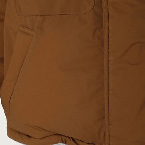 Vente de gros Tissu en toile Veste matelassée d'hiver pour hommes personnalisée OEM Manteau bulle en duvet épais chaud avec col montant - Product Image 4