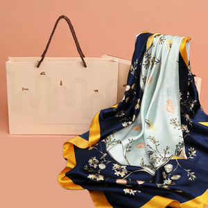 <span class=keywords><strong>Sciarpe</strong></span> di seta 100% servizio di stampa Designer <span class=keywords><strong>Foulard</strong></span> En Soie donna sciarpa di seta personalizzata quadrata con Logo - Product Image 3