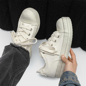 <span class=keywords><strong>รองเท้า</strong></span>กีฬาผ้าแคนวาสแบบลำลองข้อต่ำสำหรับผู้ชายใหม่2025มี<span class=keywords><strong>พื้น</strong></span><span class=keywords><strong>รองเท้า</strong></span>หนาและกระดานเพิ่มความสูง - Product Image 3