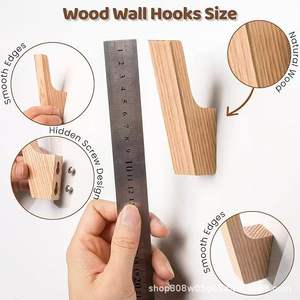 Crochet mural en bois Lamgomin, couleur naturelle, rectangulaire, pour le rangement des vêtements dans le salon - Product Image 2