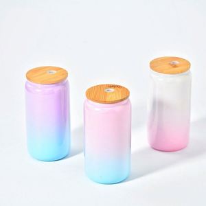 Mug à sublimation 16 oz, en verre coloré, en forme de canette de bière, avec revêtement pailleté brillant et couvercle en bambou - Product Image 1