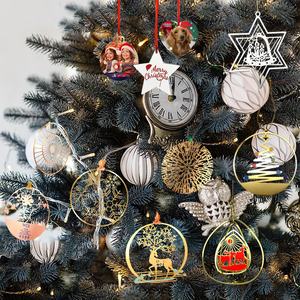 Op Maat Gemaakte Gepersonaliseerde 3d Geëtst Messing Metaal Vintage Familie Kleine Kersthertenboom Luxe Gouden Kerstversieringen - Product Image 5