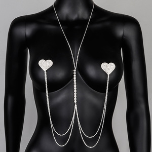 Nueva llegada amor corazón chapado en oro pecho parche club nocturno estilo Sexy multicapa Rhinestone pezón <span class=keywords><strong>Piercing</strong></span> cuerpo <span class=keywords><strong>cadena</strong></span> - Product Image 1