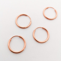 Boucles d'oreilles Huggies en acier inoxydable Bijoux qui ne ternissent pas Boucles d'oreilles en plaqué or 18 carats hypoallergéniques Huggies en acier