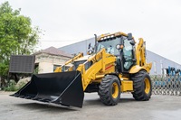 Chargeuse-pelleteuse diesel 8200 kg, profondeur de creusement 4085 mm, godet d'excavatrice 0,3 m³, chargeuse-pelleteuse compacte pour l'irrigation agricole