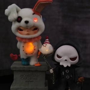 Nouvelle <span class=keywords><strong>figurine</strong></span> Ono Hirono de la série Creepy Funland, lapin maléfique en PVC, thème animal, créative, mignonne, boîte mystère, jouet lumineux, ornement, cadeau - Product Image 2