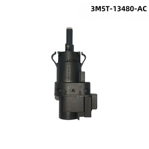 สวิตช์ไฟเบรกฟอร์ด 3M5T-13480-AC ไนลอนสำหรับเปลี่ยนซ่อม - Product Image 4