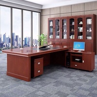 Meubles de bureau modernes en bois plaqué pour bureau de direction en forme de L avec armoire latérale et chaise de bureau