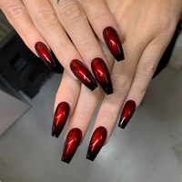Faux ongles rouges élégants et simples à presser, effet haut de gamme, courts, en forme d'amande, à motifs floraux pour les doigts, vente en gros