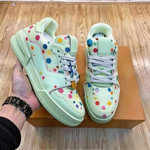 Men's Light Green Polka Dot Casual <b>Sneakers</b> Low Top Lace-Up Leather Thick Sole Streetwear Shoes For Daily & Skateboarding - Product Image 1