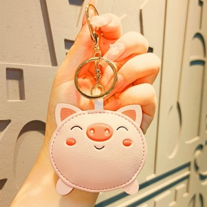 Llavero de coche con diseño de animal adorable, regalo promocional de panda, dijes de alta calidad para bolso, llavero de cerdito de dibujos animados rosa de cuero PU suave - Product Image 5