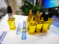 Lapisan Semprot UV Permukaan Cermin Berkilau Tinggi untuk Botol Kosmetik Plastik, Resin Akrilik, dan Bagian Dekorasi Berlian