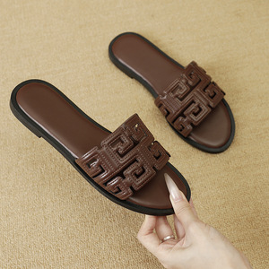 Women's Fashion Summer Casual Sandals, Versatile Flat Low <strong>Heel</strong> <strong>Round</strong> <strong>Toe</strong> Slippers for Outdoor Wear - Product Image 2