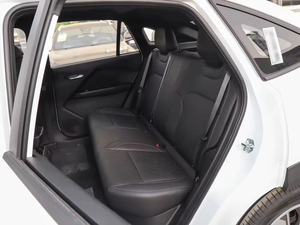 Livan 7, SUV Eléctrico de Bajo Costo, Vehículo de Nueva Energía Fabricado en China con 605 km de Autonomía WLTC y Motor de 120 kW - Product Image 6