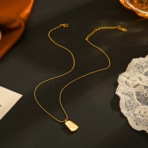 Collar con colgante de alienígena Simple de oro de 14 quilates Europeo Americano para <span class=keywords><strong>mujer</strong></span>, diseño de nicho INS, temperamento, Diamante inglés que combina con todo - Product Image 4