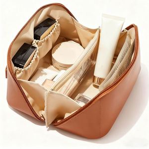 Cj419 Custom Pu <b>Leather</b> Pouch Skincare Storage Waterproof Travel Toiletry Bag Makeup Organizer Cosmetic Bags - Product Image 1