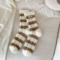 Chaussettes tricotées vintage d'hiver de haute qualité pour femmes, douces et confortables pour usage quotidien, avec logo, en nylon/spandex, vente en gros directe usine